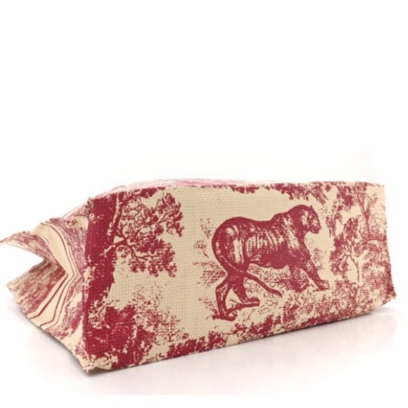 Christian Dior Red and Cream Canvas Tote Bag - Picture 4 of 8